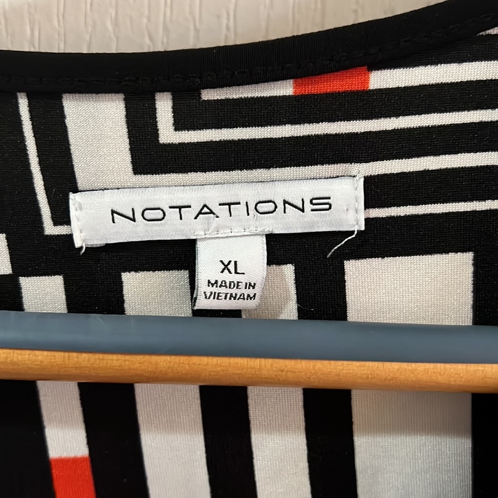 Notations Multiple Colors 3 Front Buttons V-Neck … - image 6